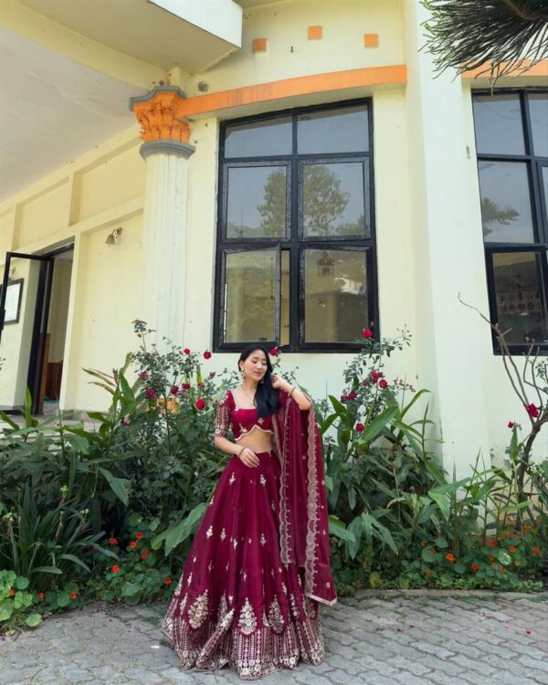 Shop Heavy Jimmy Su Silk Wedding Lehenga Choli Set with Embroidered Dupatta - Image 4