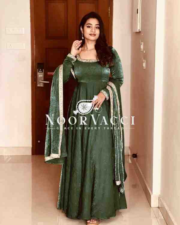 Heavy Designer Party Wear Gown & Dupatta Set with Multy Thread Embroidery Sequence Work - Image 2