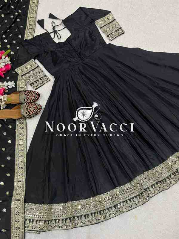 Natural Crepe Embroidered Gown with Dupatta - Image 7