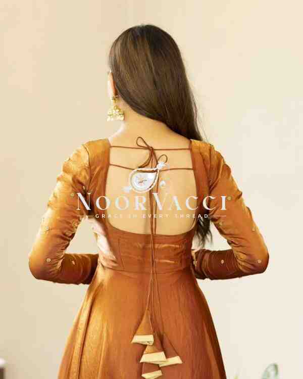 Fendi Silk Embroidered Top with Dupatta - Image 3