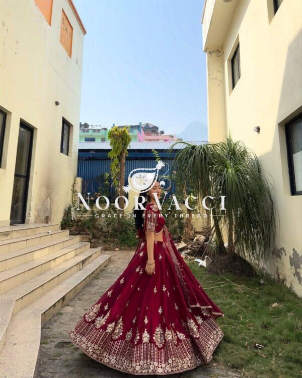 Buy Jimi Choo Semi-Stitched Lehenga with Thread & Sequence Work - Image 3