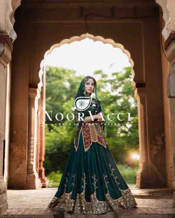 Natural Crepe Silk Embroidered Top Lehenga Set with Organza Dupatta - Image 2