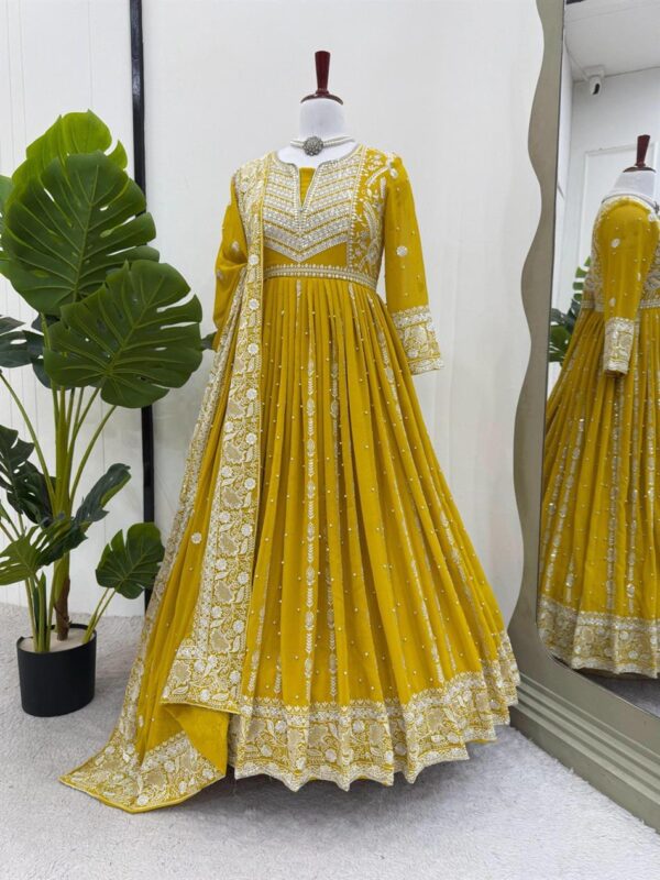 Buy Faux Georgette Thread & Sequence Embroidered Suit Set with Rivet Moti Work