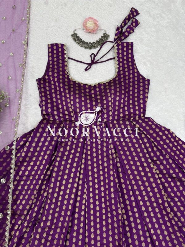 Buy Jacquard Silk Suit Set with Butterfly Net Dupatta & Lace Detailing - Image 10