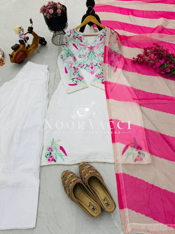 Buy Vichitra Silk Embroidered Farshi Salwar with Organza Dupatta - Image 9