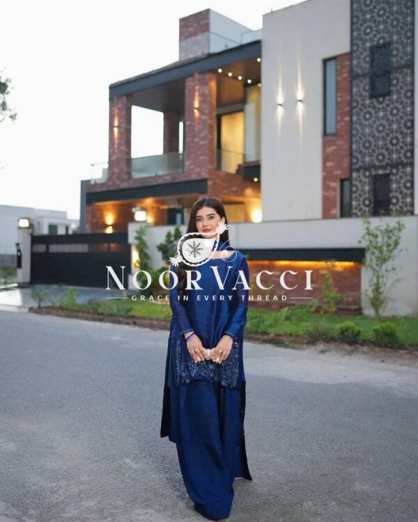 Buy Natural Crepe Farshi Suit with Beads & Thread Work Dupatta - Image 2
