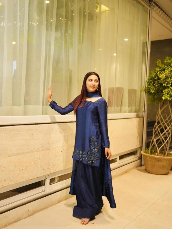 Buy Natural Crepe Farshi Suit with Beads & Thread Work Dupatta - Image 6