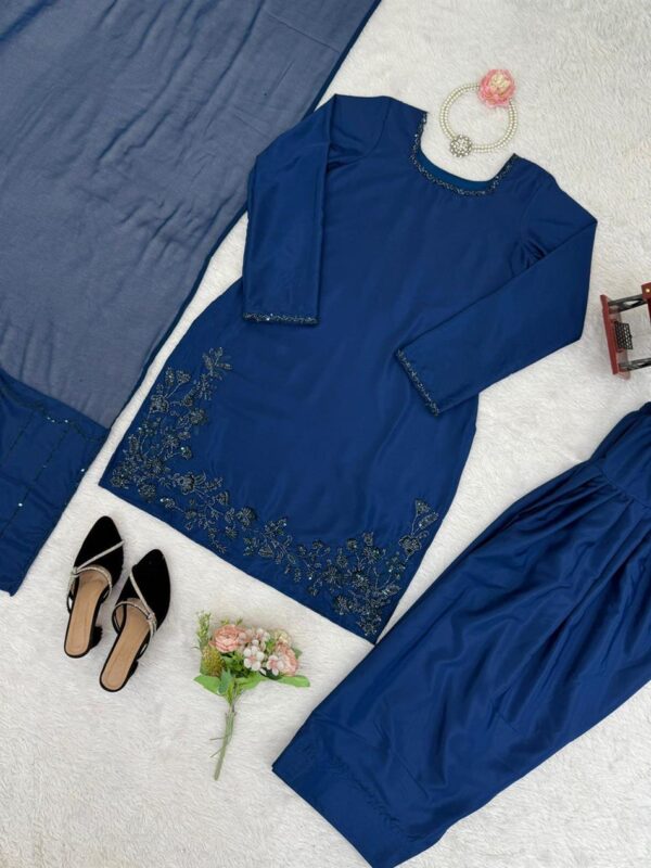 Buy Natural Crepe Farshi Suit with Beads & Thread Work Dupatta - Image 10