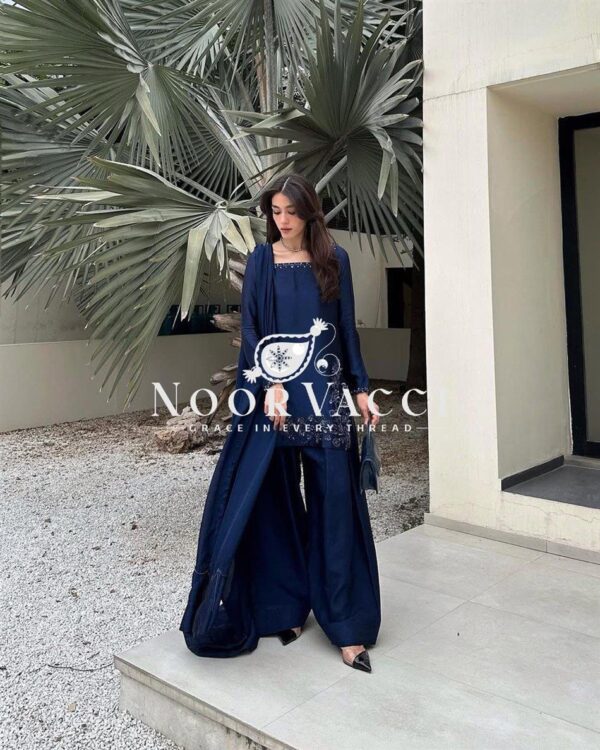 Buy Natural Crepe Farshi Suit with Beads & Thread Work Dupatta - Image 4