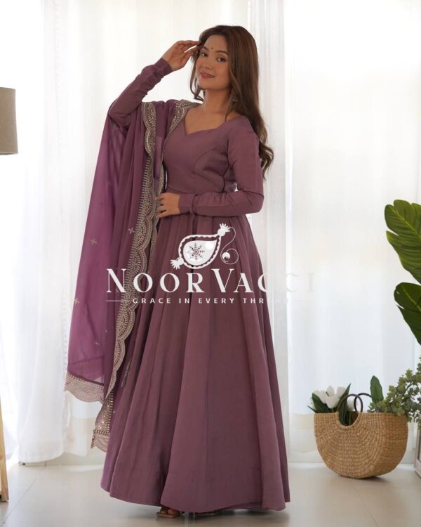 Buy Romansilk Chanderi Embroidered Anarkali Set with Dupatta and Pant - Image 2