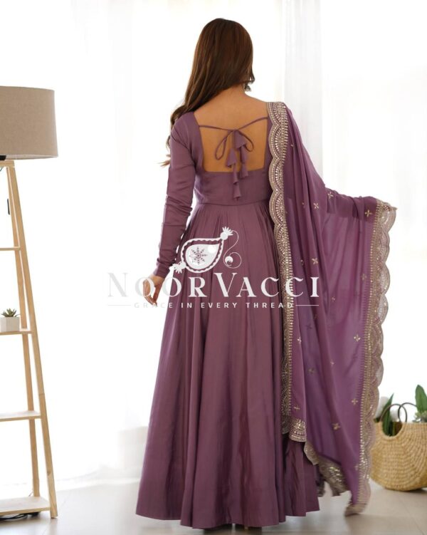 Buy Romansilk Chanderi Embroidered Anarkali Set with Dupatta and Pant - Image 4
