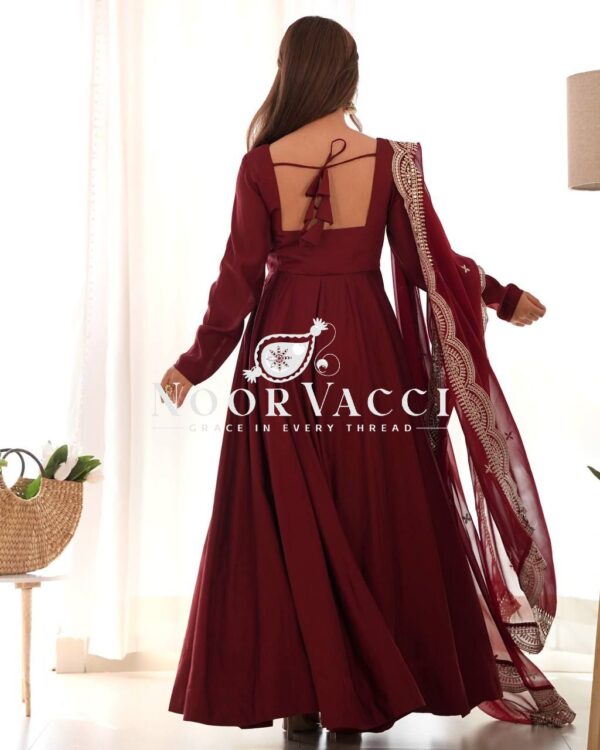 Buy Romansilk Chanderi Embroidered Anarkali Set with Dupatta and Pant - Image 3