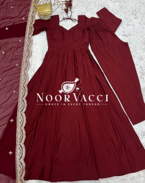 Buy Romansilk Chanderi Embroidered Anarkali Set with Dupatta and Pant - Image 7