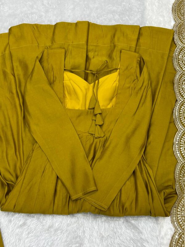 Buy Romansilk Chanderi Embroidered Anarkali Set with Dupatta and Pant - Image 4