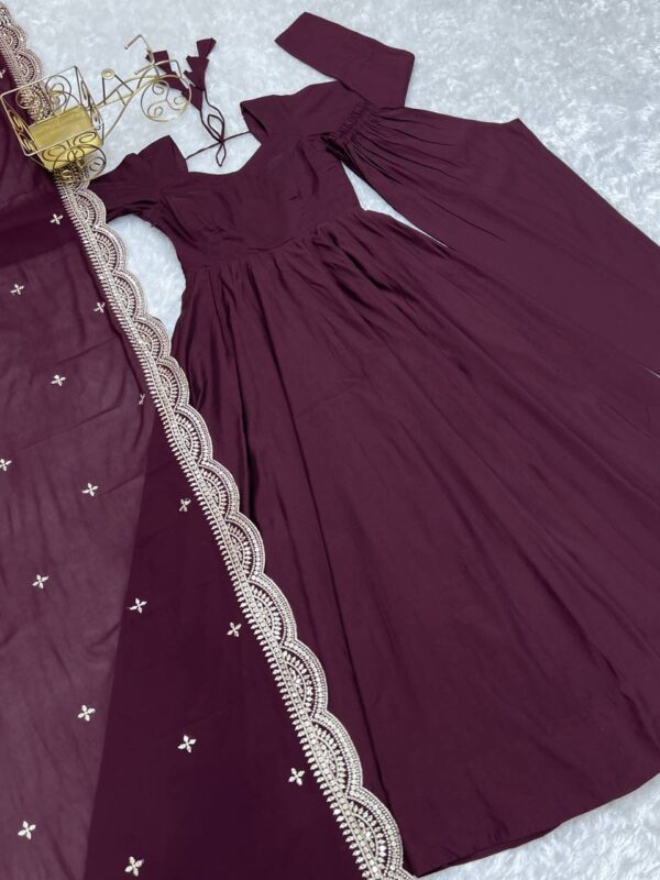 Buy Romansilk Chanderi Embroidered Anarkali Set with Dupatta and Pant - Image 9