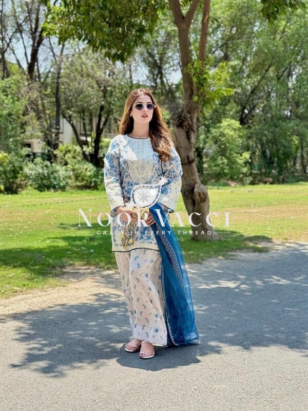 Shop Printed Natural Crepe Top with Farshi Palazzo & Digital Print Dupatta Set - Image 6