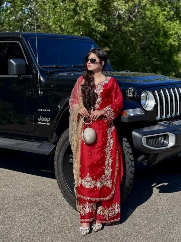 Buy Jimmy Choo Embroidered Top & Plazzo Set with Diamond & Moti Work + Net Dupatta - Image 6