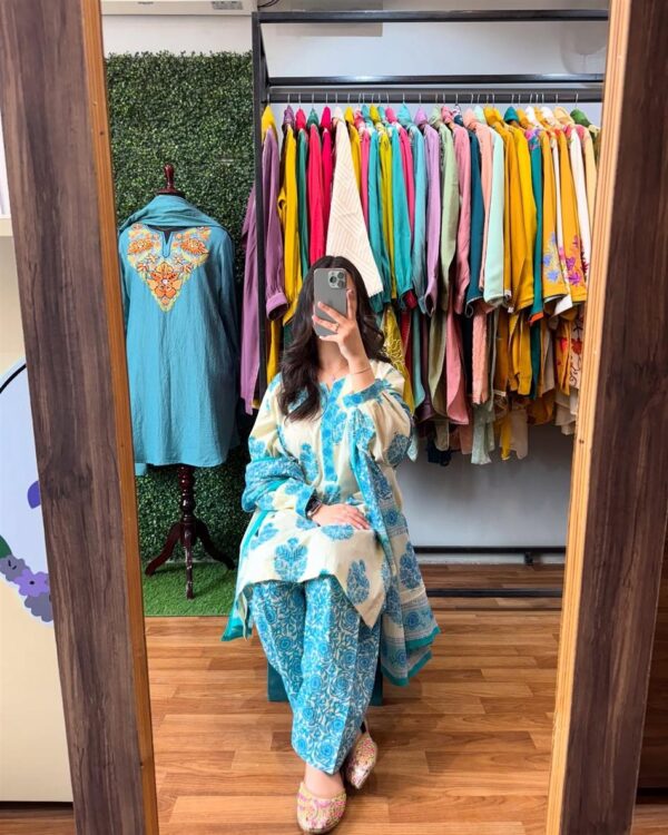Shop Masalin Cotton Printed Farshi Co-Ord Set with Chiffon Dupatta - Image 2