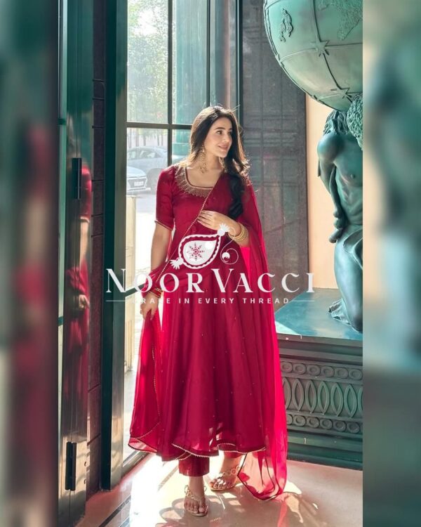 Shop Fendy Silk Anarkali Gown with Val Moti Work, Pant & Dupatta Set - Image 2