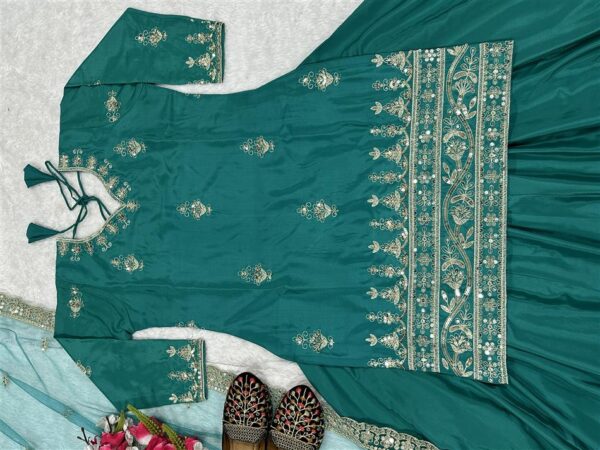 Buy Natural Crepe Embroidered Lehenga Set with Dupatta - Image 5