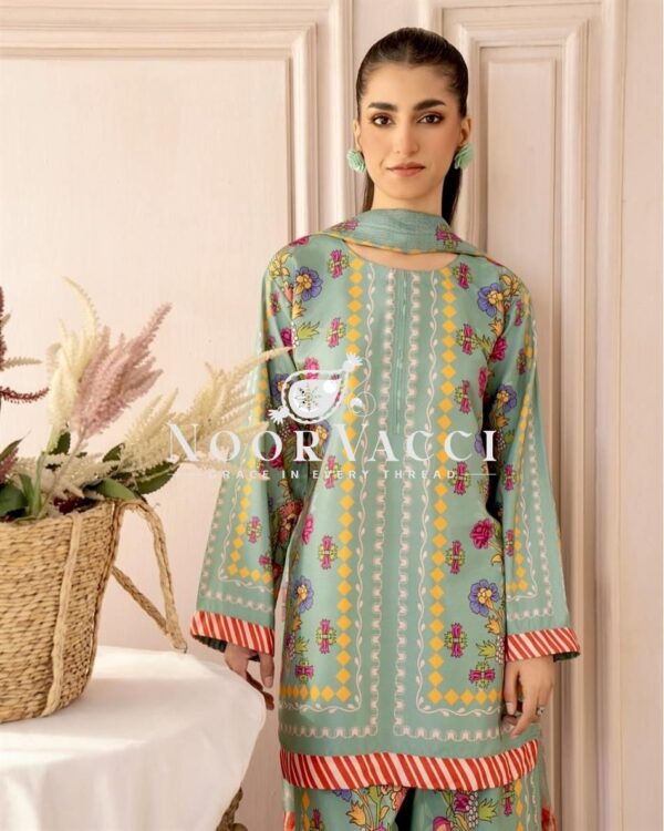 Buy Designer Natural Crepe Co-ords Set with Digital Print & Dupatta - Image 2