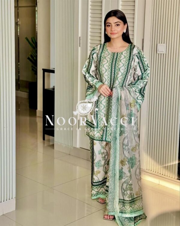 Shop Designer Natural Crepe Co-ords Set with Digital Print & Dupatta - Image 2