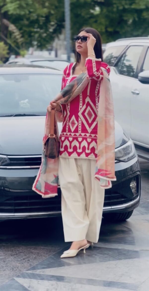 Elegant Digital Print Co-ord Set with Dupatta in Pure Natural Crepe - Image 2
