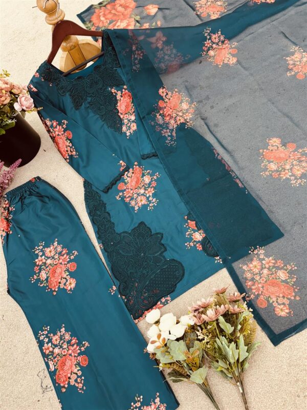 Elegant Digital Print & Embroidered Crepe Suit Set for Women - Image 5