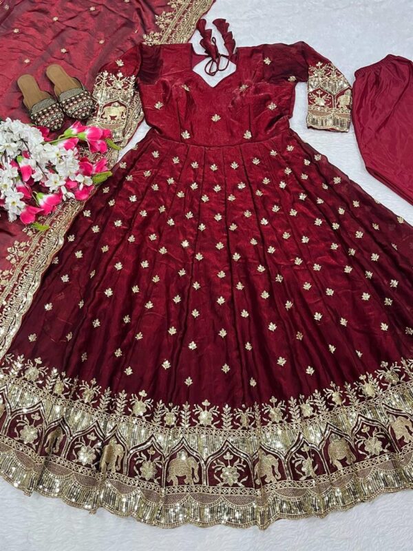 Fendy Silk Embroidered Anarkali Suit Set - Image 4