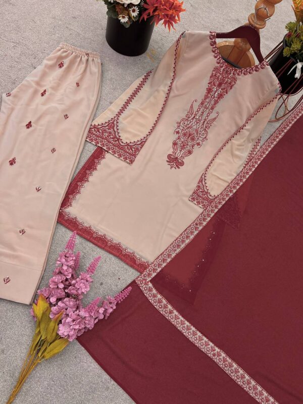 Buy Faux Georgette Embroidered Farshi Pant Set with Dupatta - Image 13