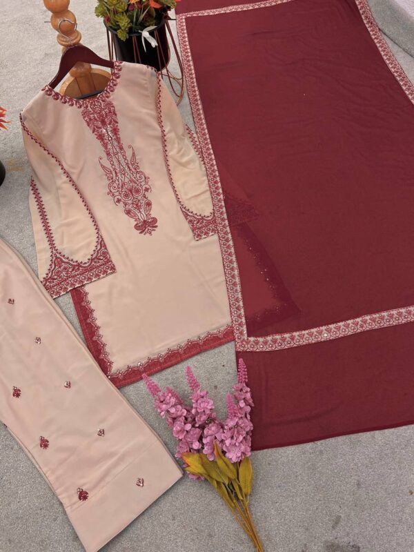 Buy Faux Georgette Embroidered Farshi Pant Set with Dupatta - Image 10