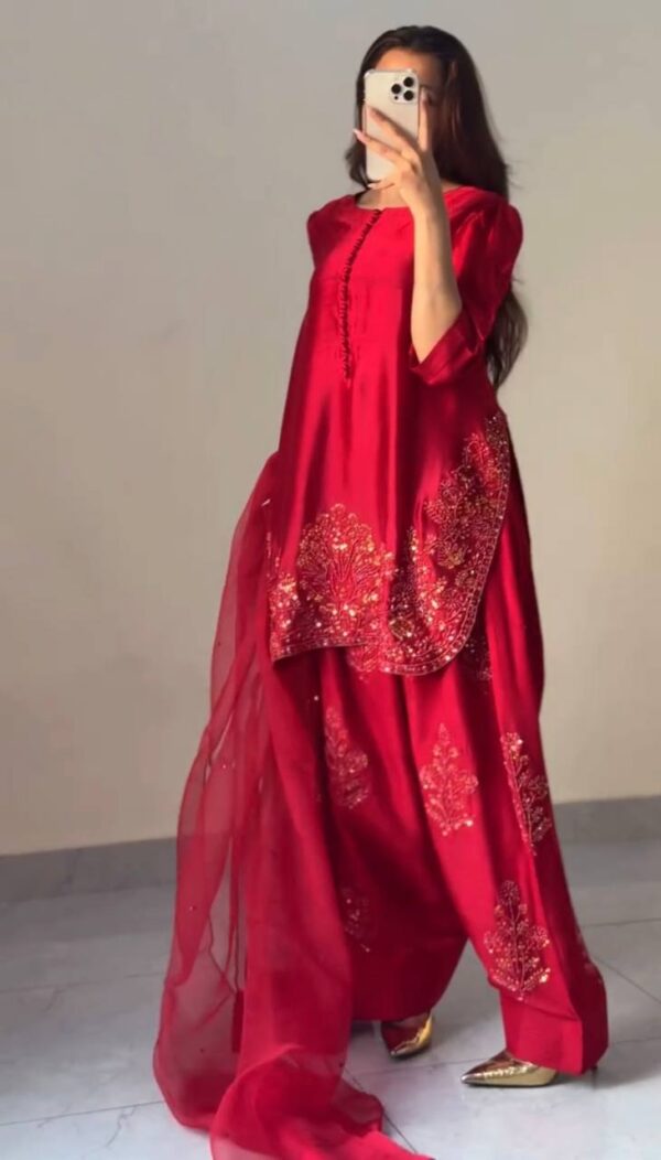 Buy Natural Crep Silk Embroidered Farshi Pant Set with Dupatta