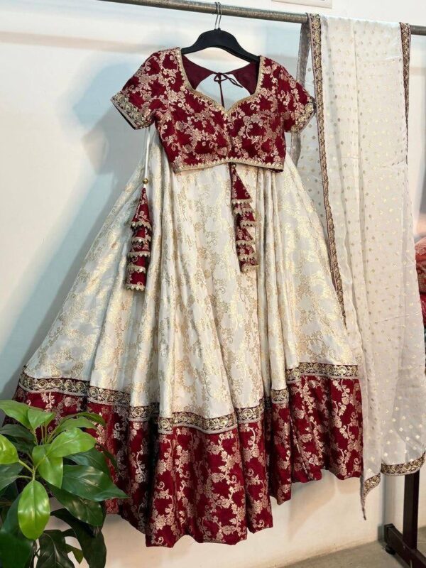 Shop Jacquard Embroidered Lehenga Set with Fancy Georgette Dupatta - Image 2