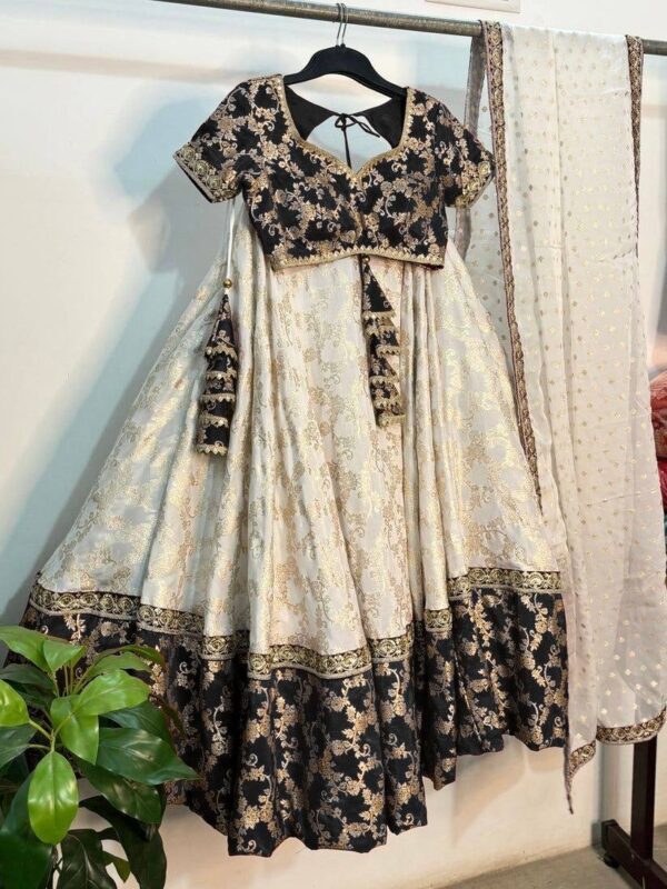 Buy Jacquard Embroidered Lehenga Set with Fancy Georgette Dupatta - Image 2