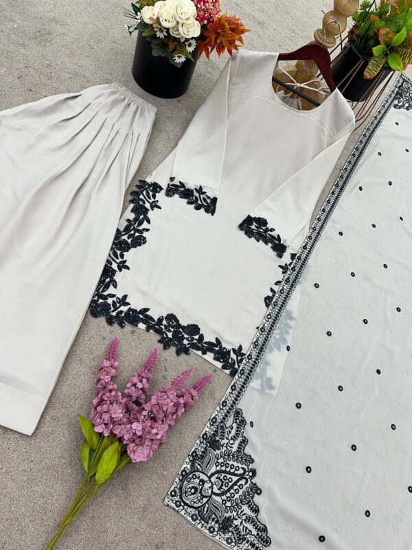 Buy Star Georgette Embroidered Top-Bottom Set with Dupatta - Image 7