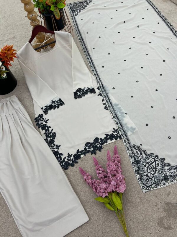 Buy Star Georgette Embroidered Top-Bottom Set with Dupatta - Image 5