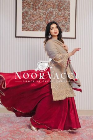 Shop Fendi Crush Embroidered Top with French Crepe Silk Lehenga & Dupatta