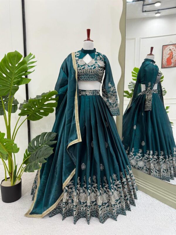 Shop Jimi Choo Embroidered Lehenga Set with Lace Border Dupatta - Image 5