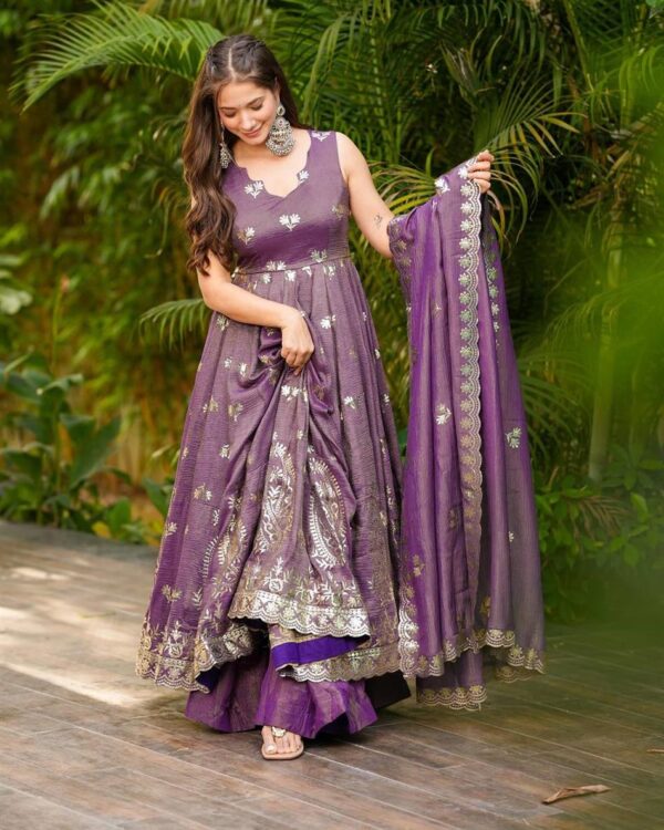 Buy Crunchy Silk Embroidered Gown Set with Plazzo and Dupatta - Image 5