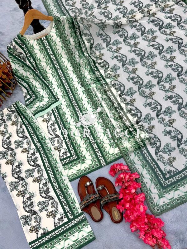 Shop Designer Natural Crepe Co-ords Set with Digital Print & Dupatta - Image 4