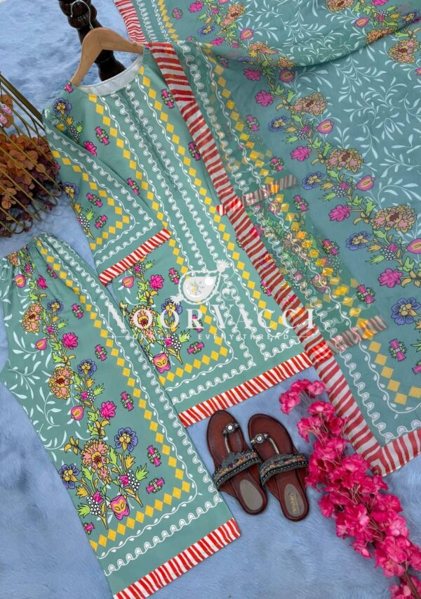 Buy Designer Natural Crepe Co-ords Set with Digital Print & Dupatta - Image 5