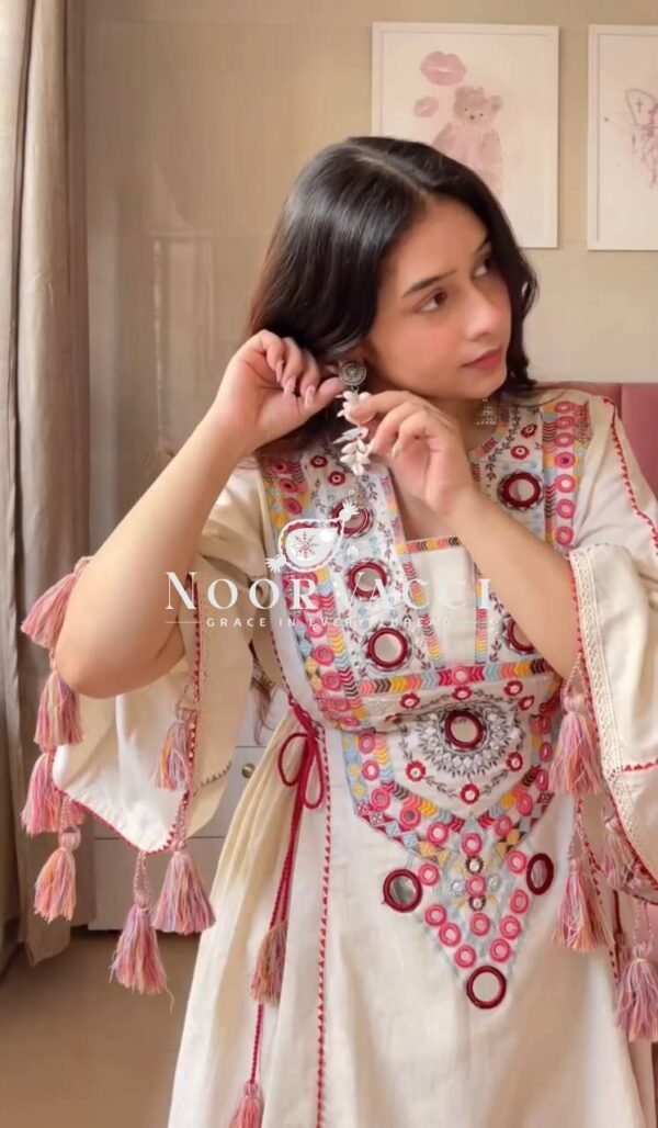 Buy Rakhi Special Khadi Cotton Embroidered Co-ord Set - Image 5