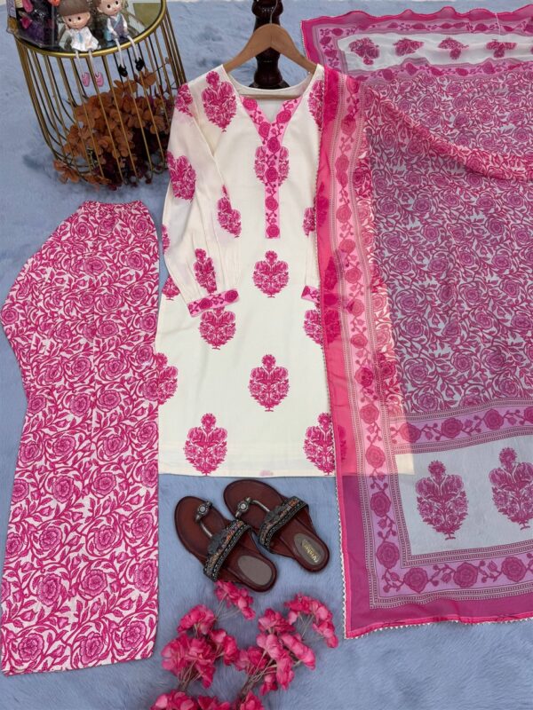 Buy Masalin Cotton Printed Farshi Co-Ord Set with Chiffon Dupatta - Image 3
