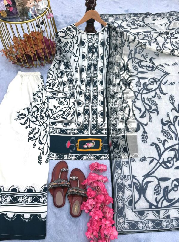Elegant Digital Print Co-ord Set with Dupatta in Pure Natural Crepe - Image 4