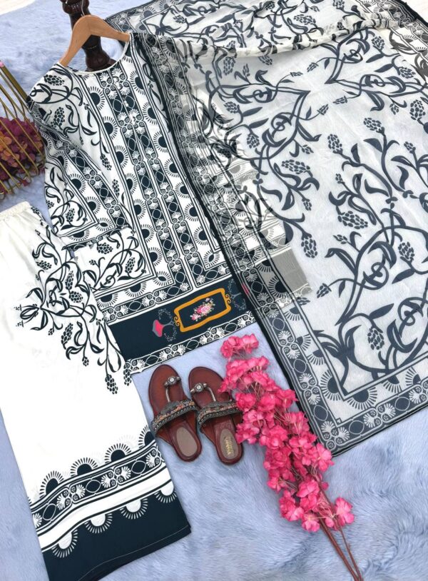 Elegant Digital Print Co-ord Set with Dupatta in Pure Natural Crepe - Image 5