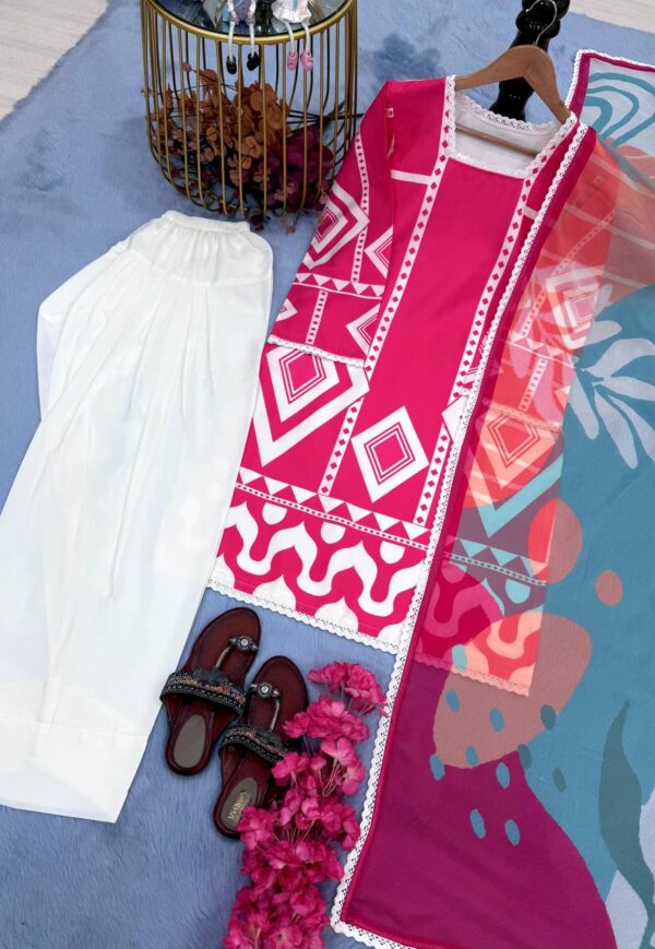 Elegant Digital Print Co-ord Set with Dupatta in Pure Natural Crepe - Image 5